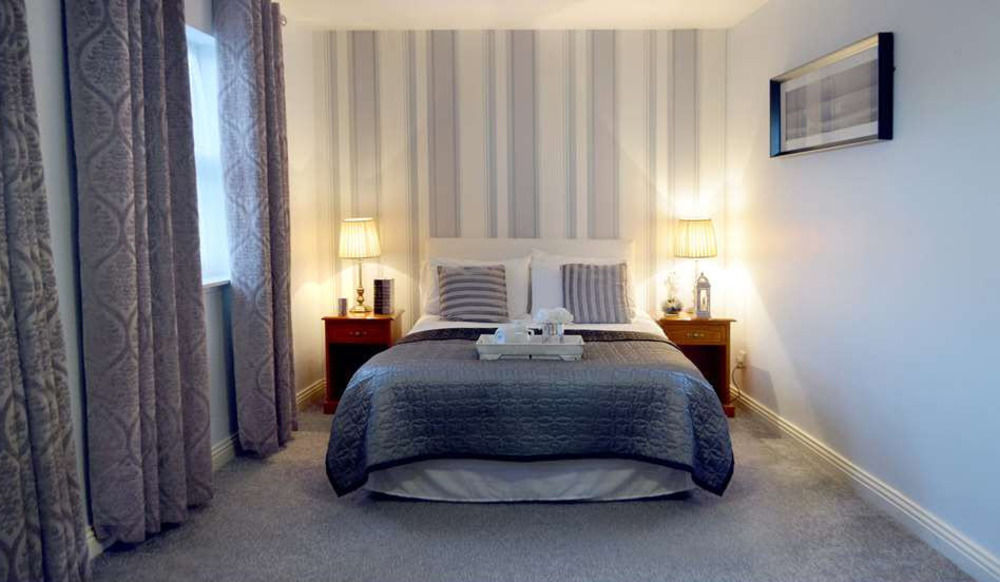 Woodfield House Hotel Limerick Junction Eksteriør billede