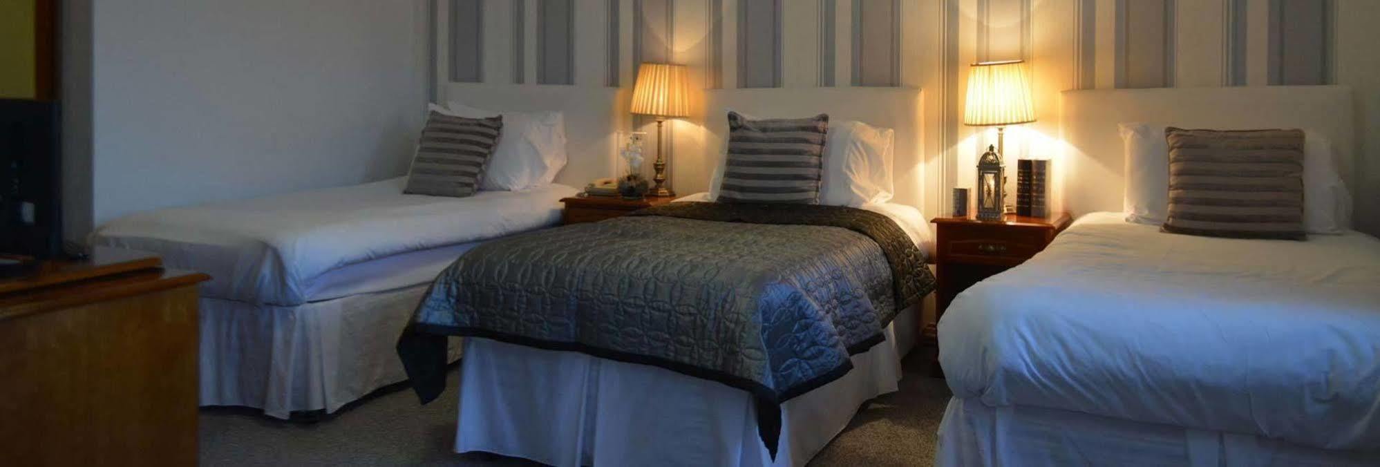 Woodfield House Hotel Limerick Junction Eksteriør billede